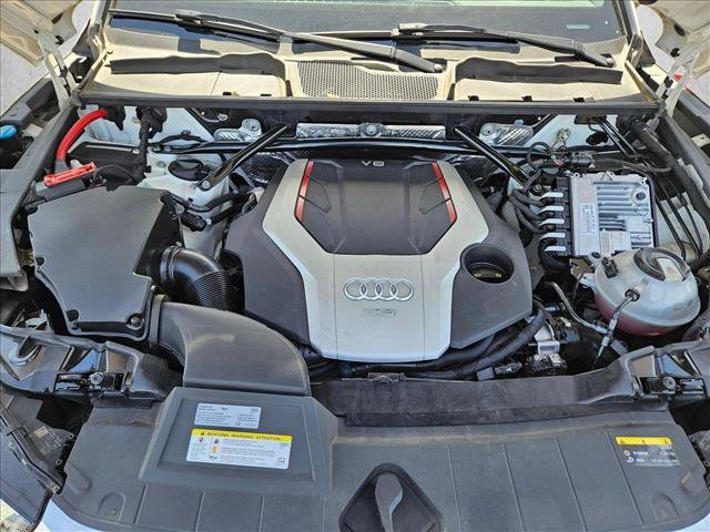 Used 2018 Audi SQ5 Premium Plus AWD/4WD image 24