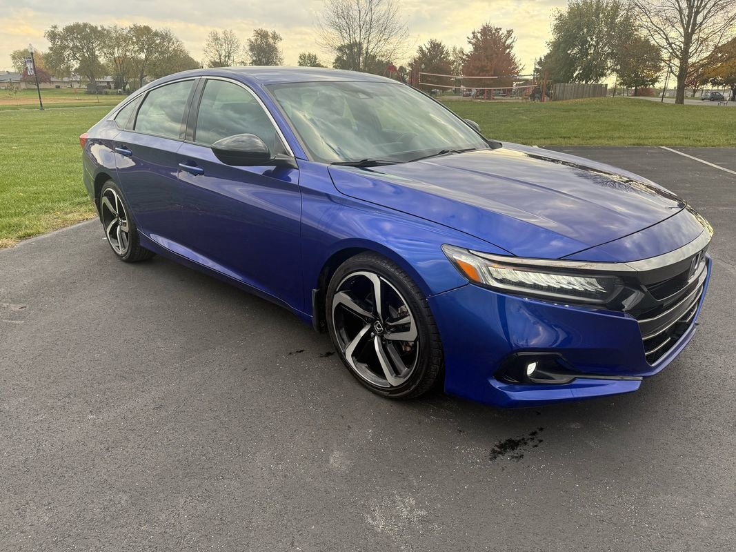 Used 2021 Honda Accord Sport image 3