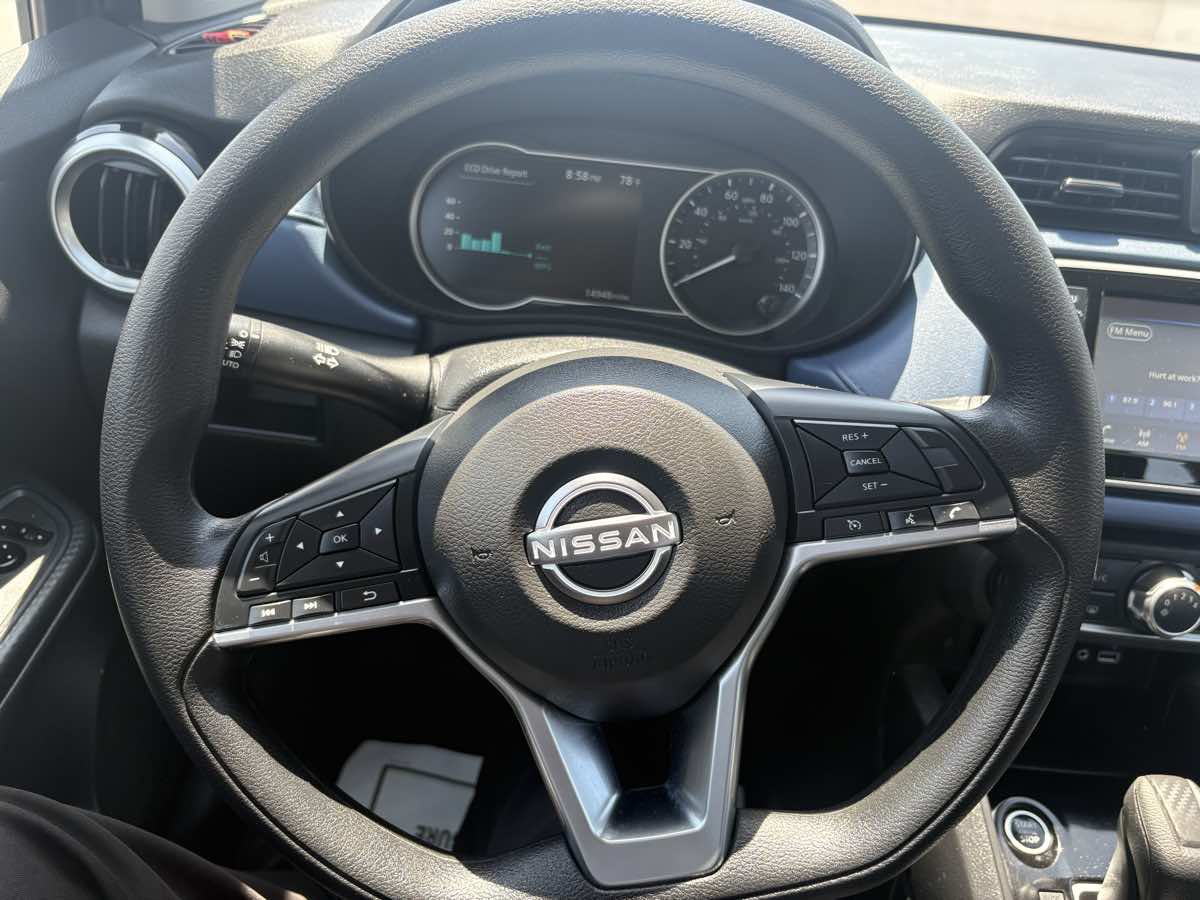 Used 2025 Nissan Versa SV FWD image 23