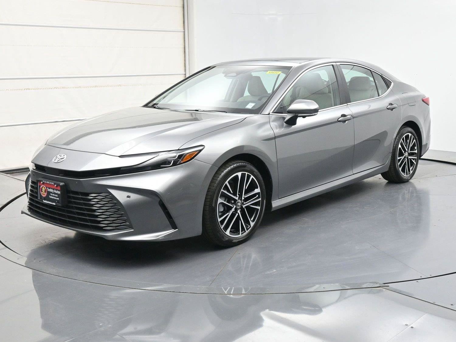 Used 2025 Toyota Camry XLE w/ Premium Plus Package