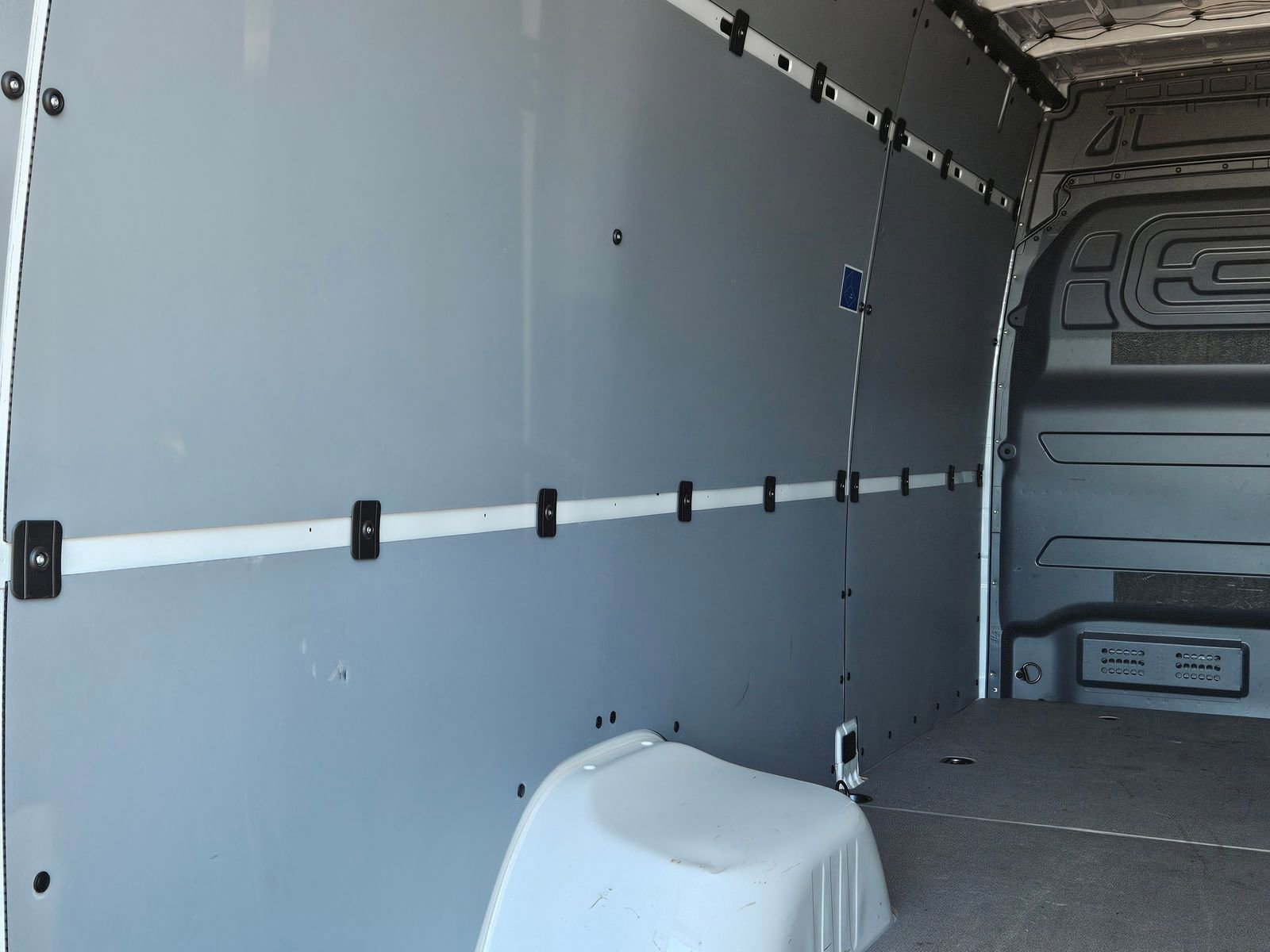 Used 2024 Mercedes-Benz Sprinter 3500 image 30