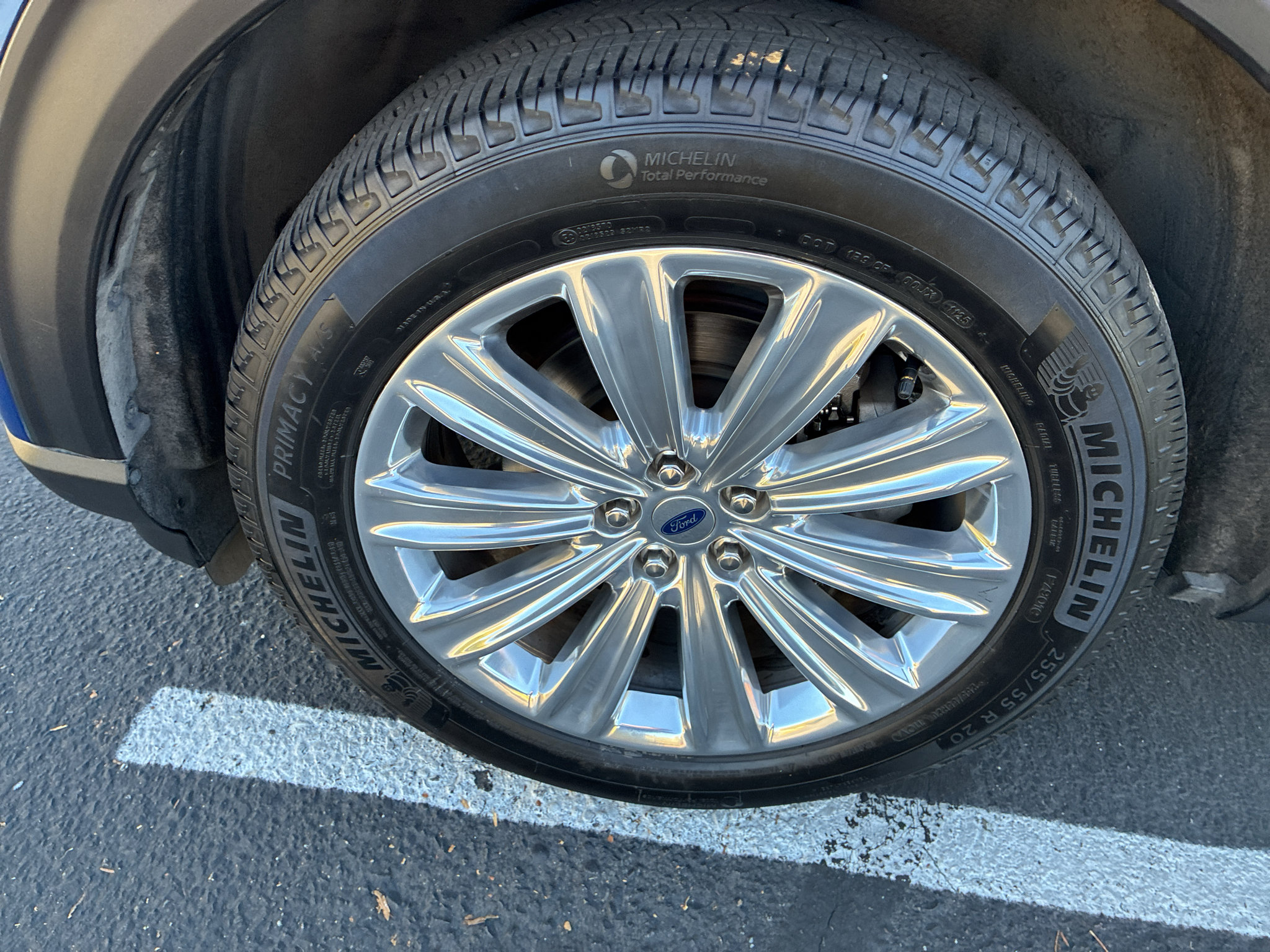 Used 2020 Ford Explorer Limited AWD/4WD image 13