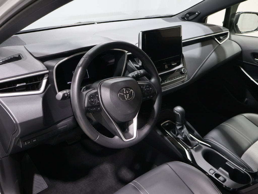 Certified 2026 Toyota Corolla XSE FWD image 15