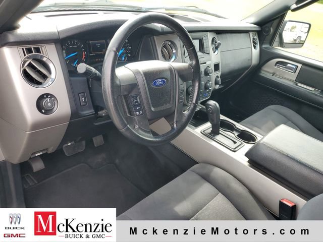 Used 2017 Ford Expedition XLT AWD/4WD image 7