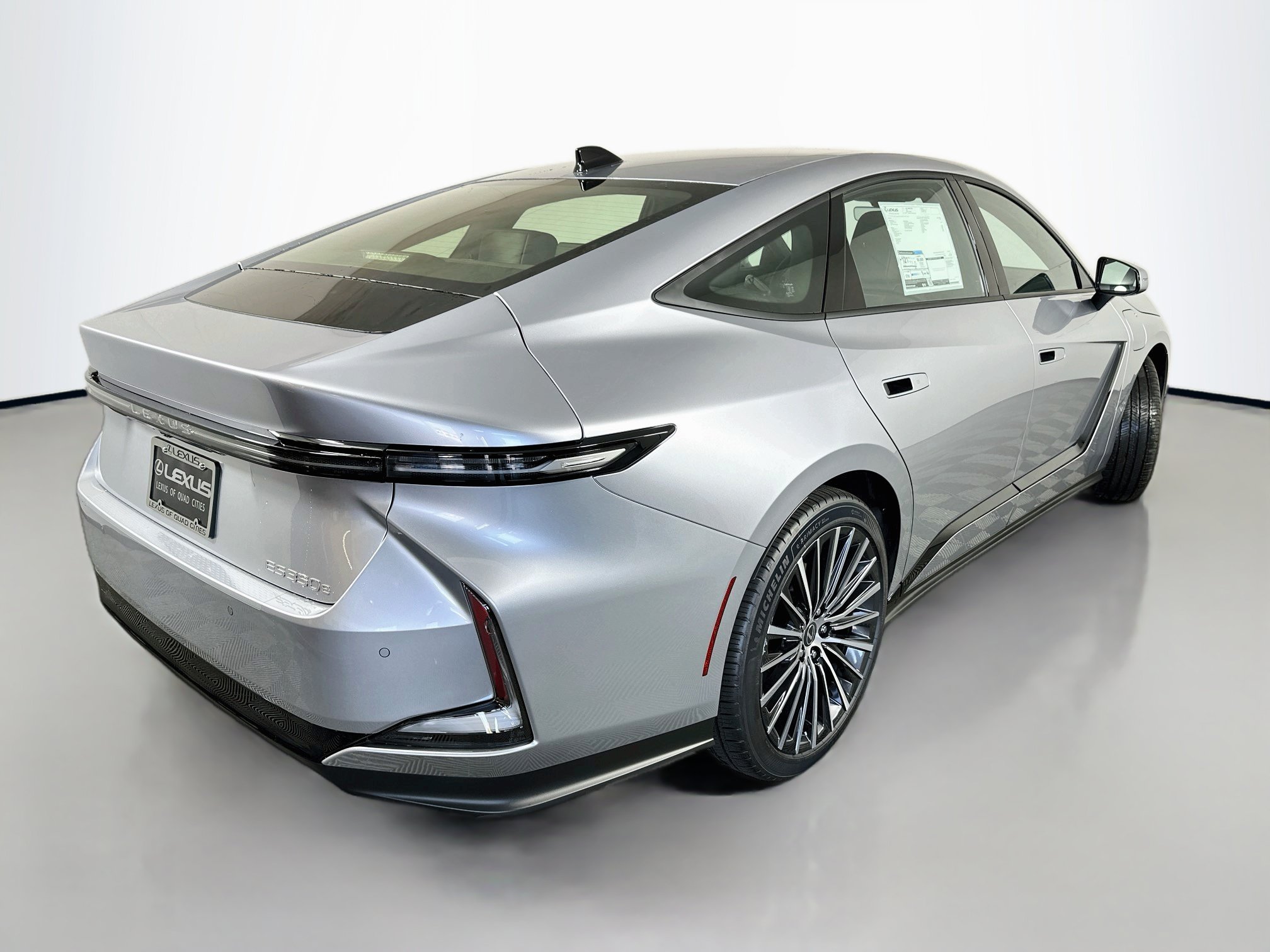 New 2026 Lexus ES 350e w/ Convenience Package FWD image 7