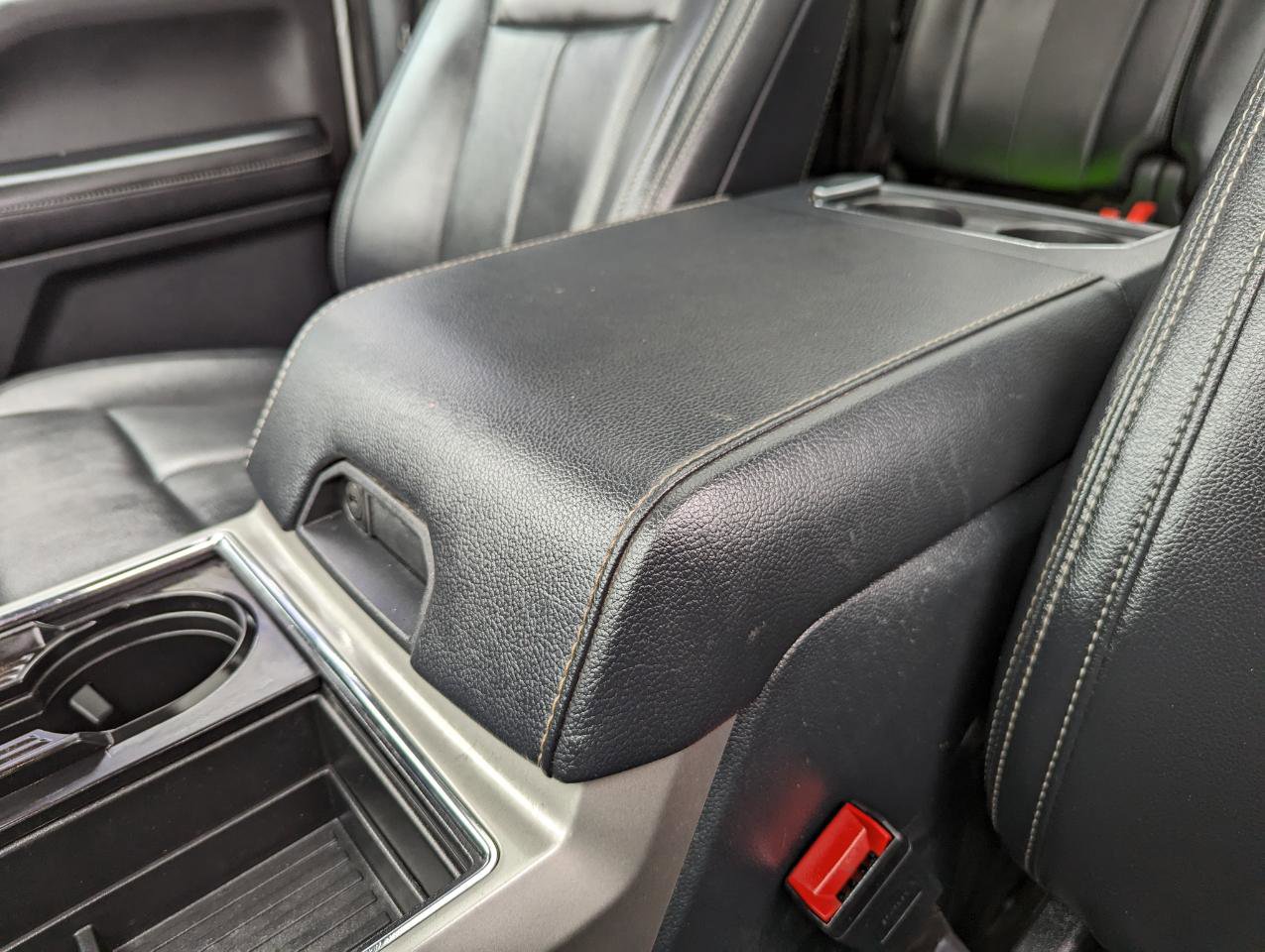 Used 2022 Ford F350 Lariat w/ Lariat Ultimate Package image 30