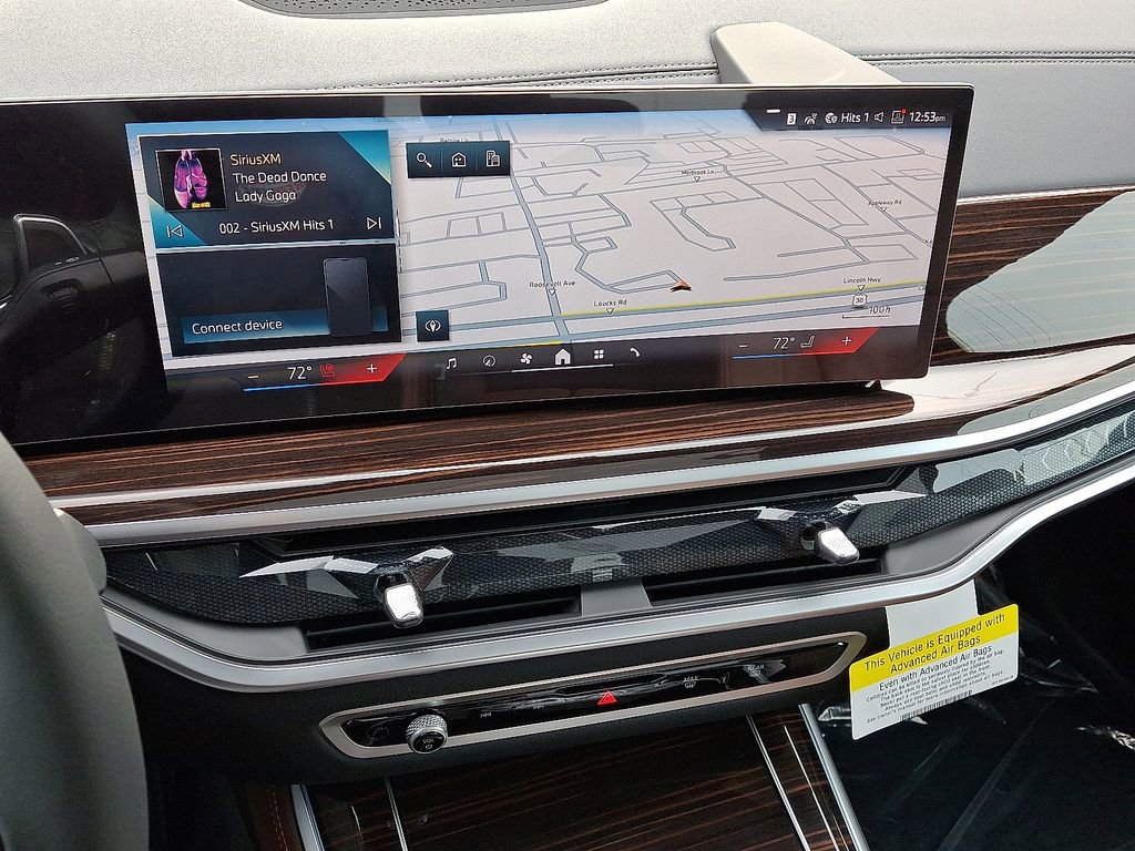 Used 2026 BMW X5 xDrive50e image 3