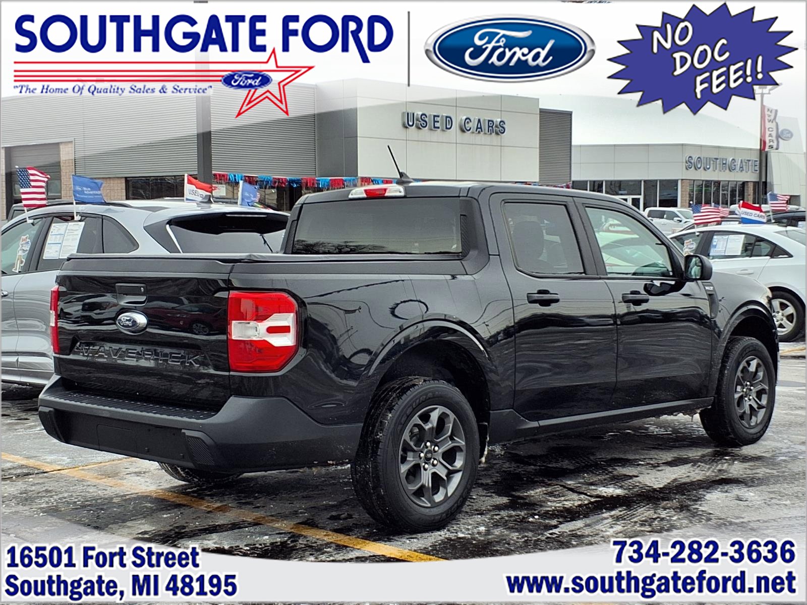 Used 2022 Ford Maverick XLT image 2
