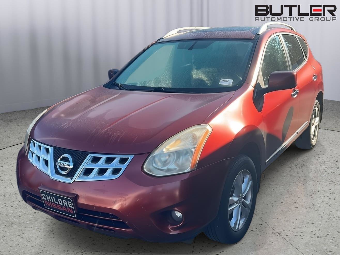 Used 2013 Nissan Rogue SV w/ Premium Pkg image 2