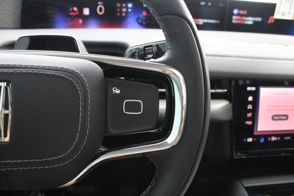 New 2027 Lincoln Navigator Reserve AWD/4WD image 12