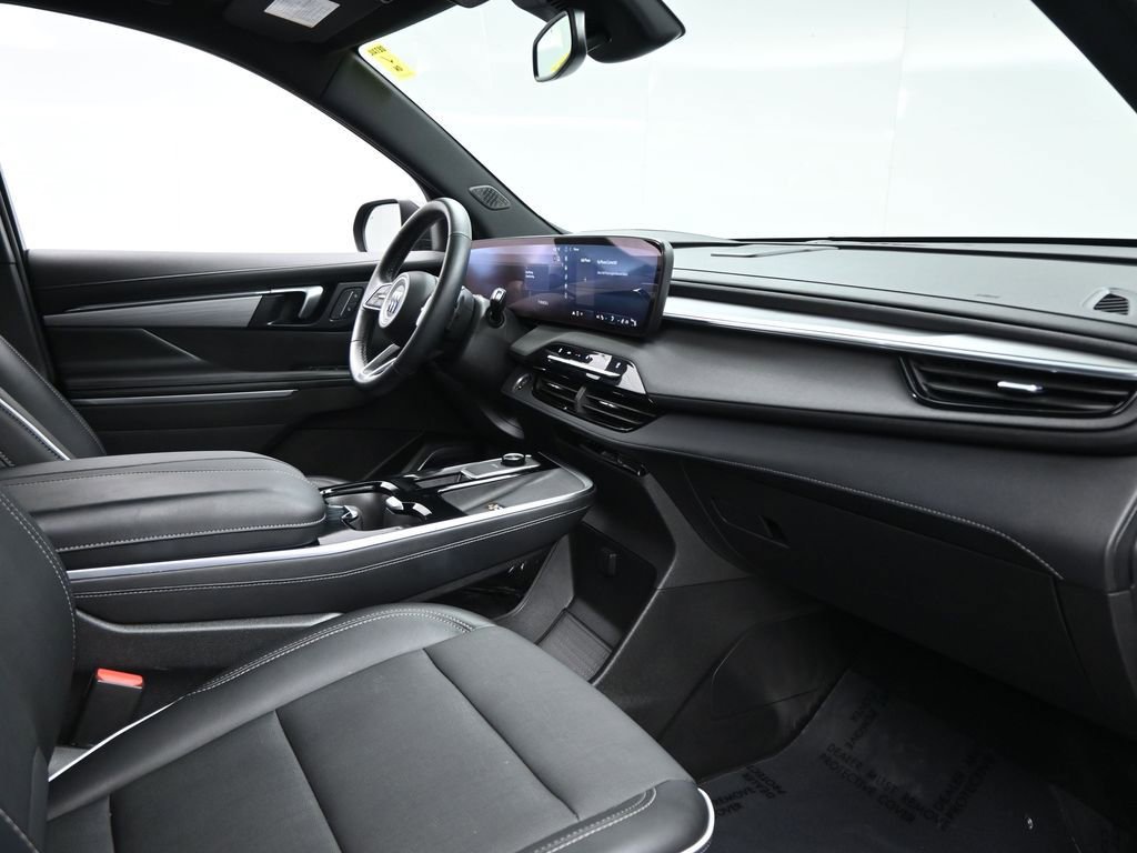 Used 2025 Buick Enclave Preferred image 12