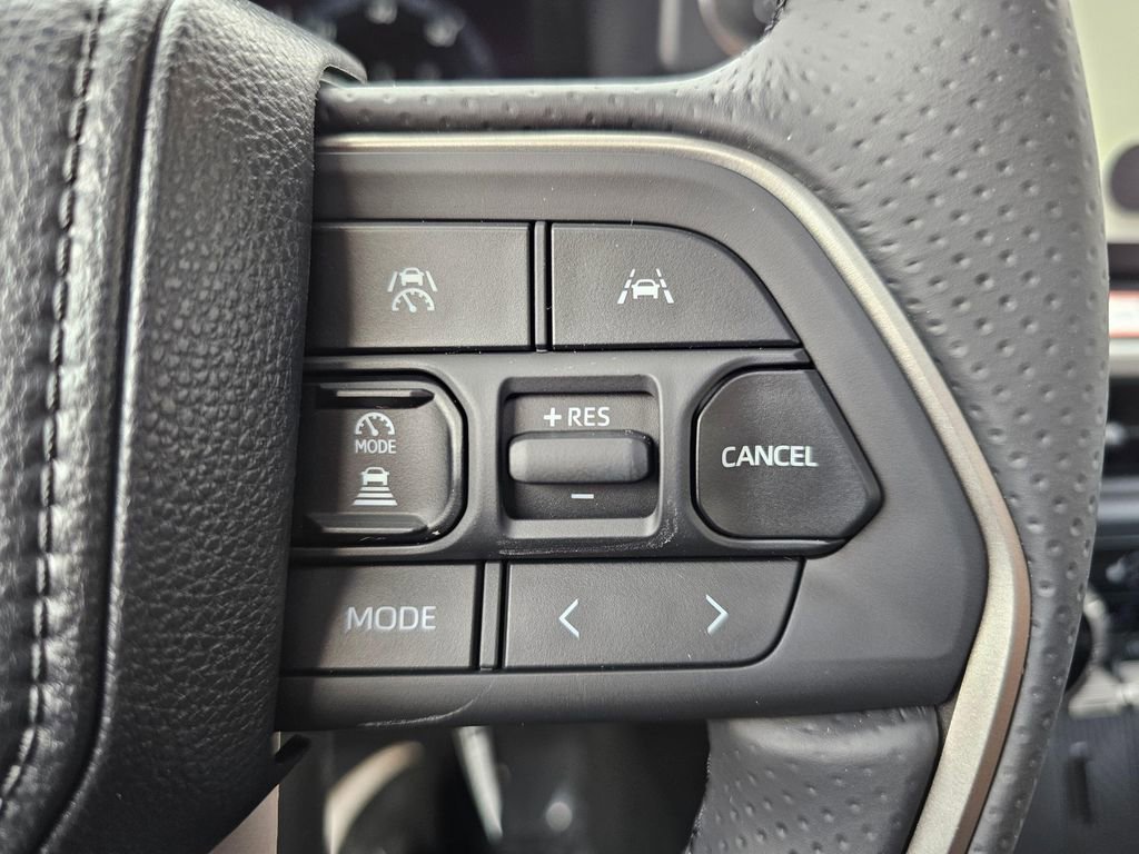 New 2026 Toyota 4Runner Limited AWD/4WD image 31