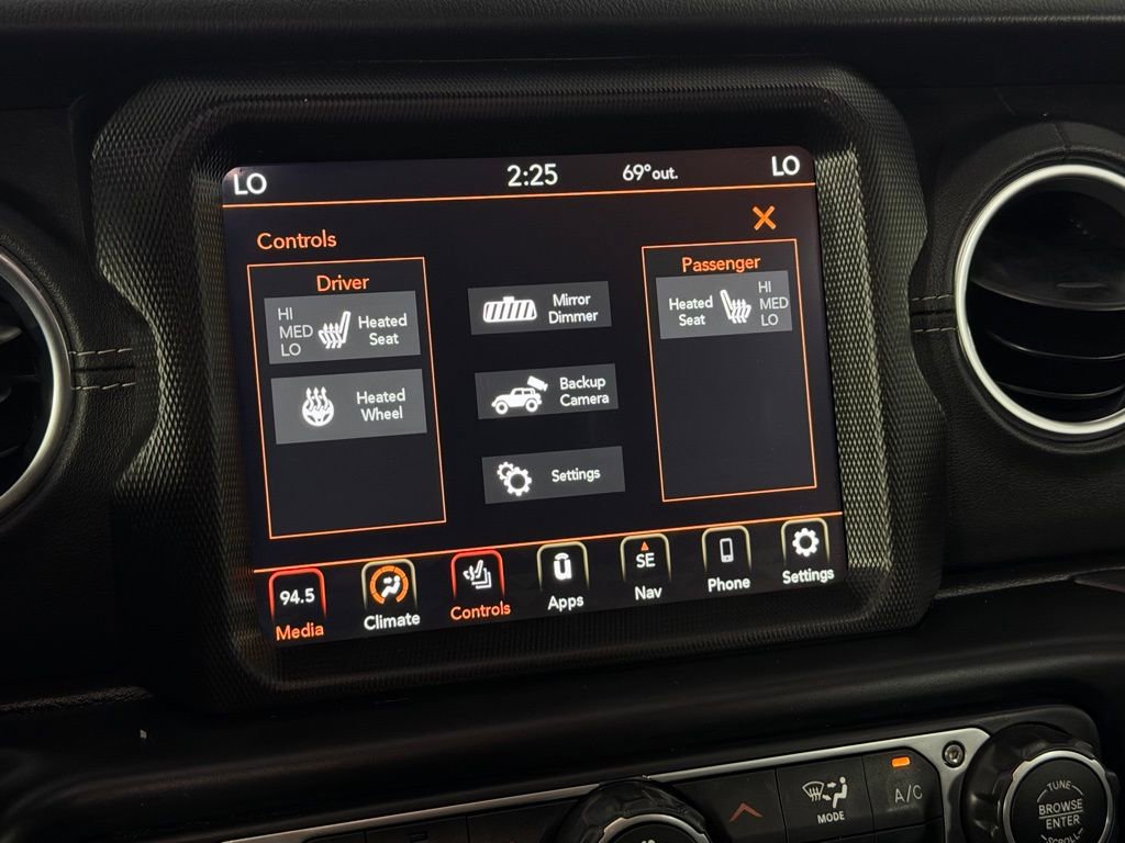 Used 2022 Jeep Wrangler Unlimited Sahara w/ LED Lighting Group image 20