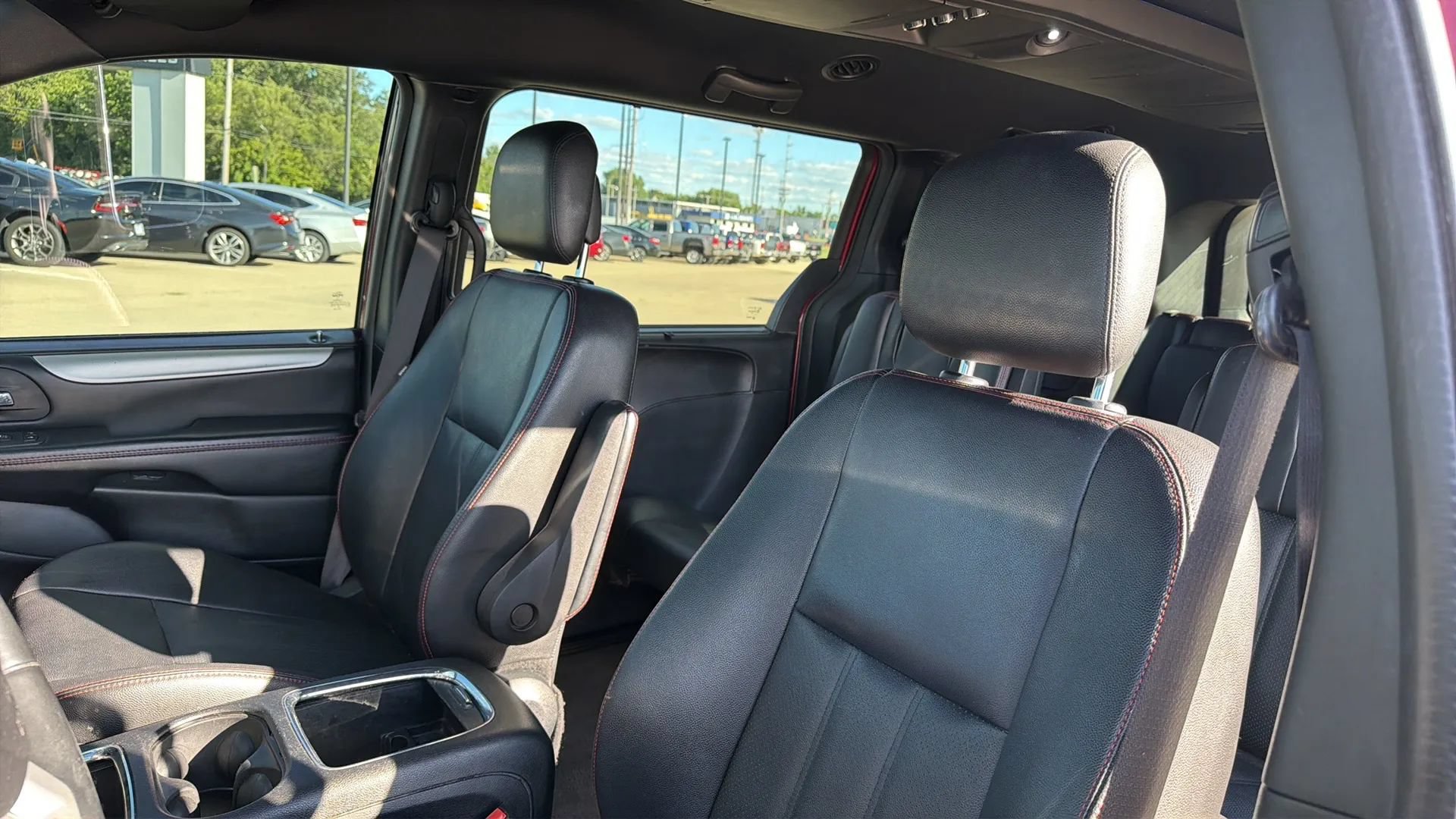 Used 2020 Dodge Grand Caravan GT FWD image 59