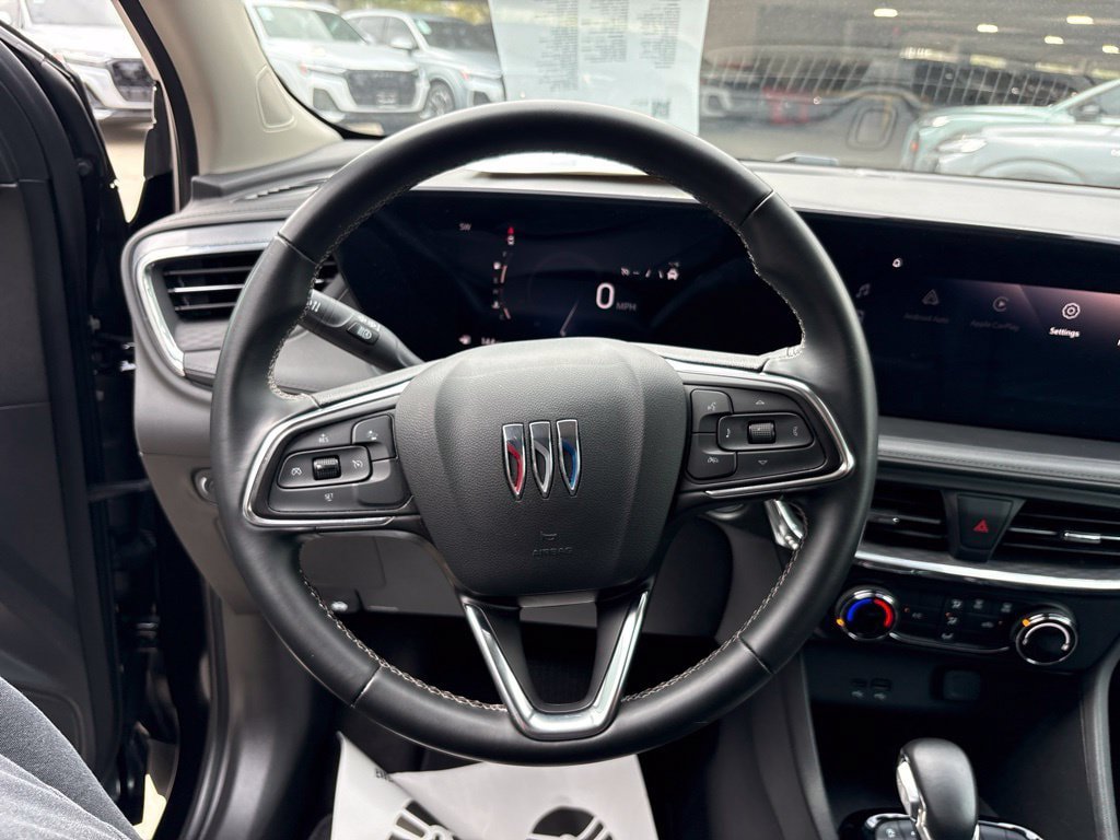 Used 2025 Buick Encore GX Preferred AWD/4WD image 24