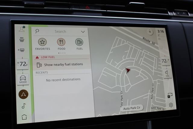 New 2026 Land Rover Range Rover SE image 16