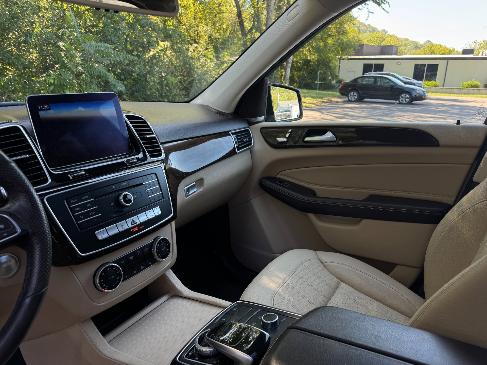 Used 2018 Mercedes-Benz GLE 350 4MATIC image 19