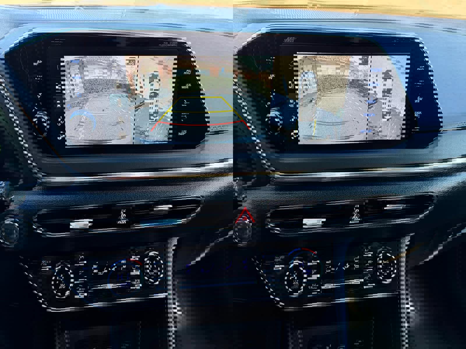 Certified 2023 Hyundai Sonata Limited w/ Cargo Package image 13