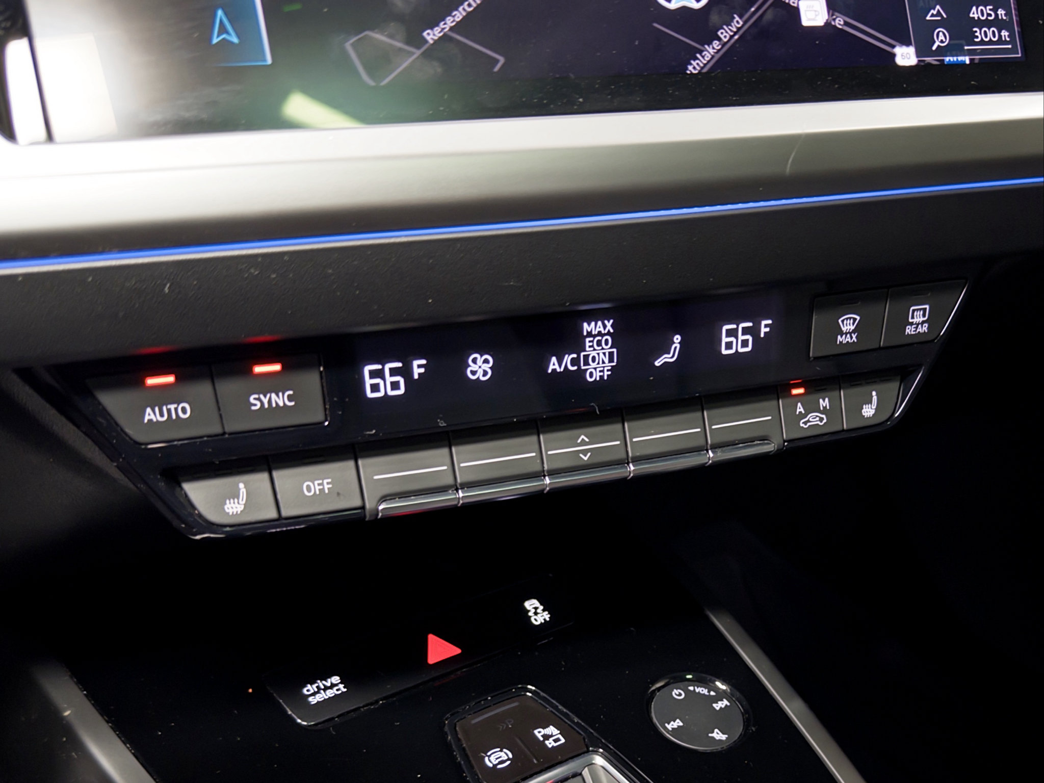 Used 2022 Audi Q4 e-tron Premium Plus AWD/4WD image 16