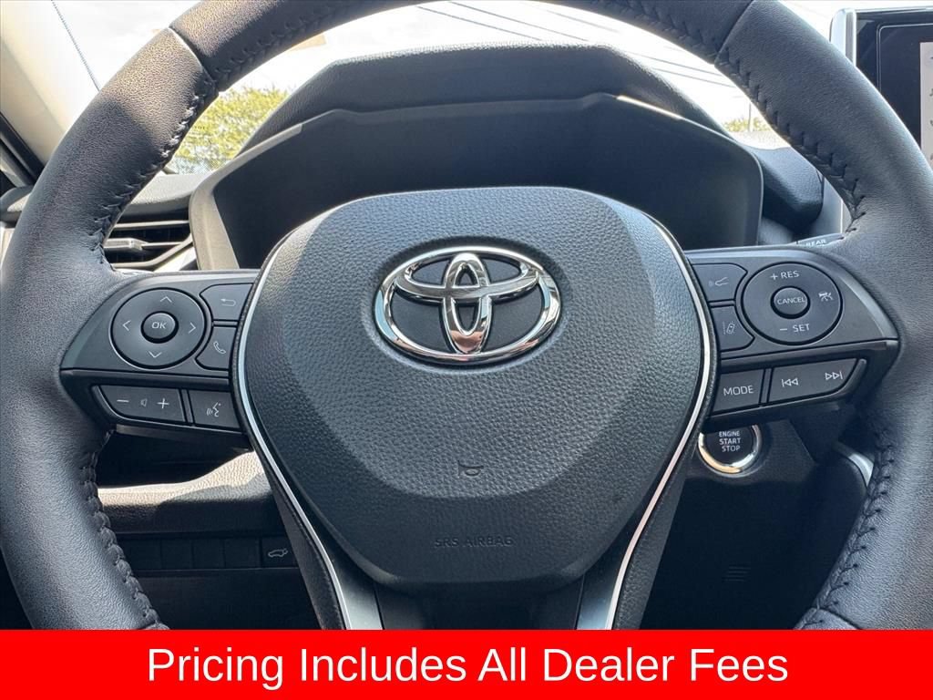 Used 2025 Toyota RAV4 XLE Premium FWD image 18