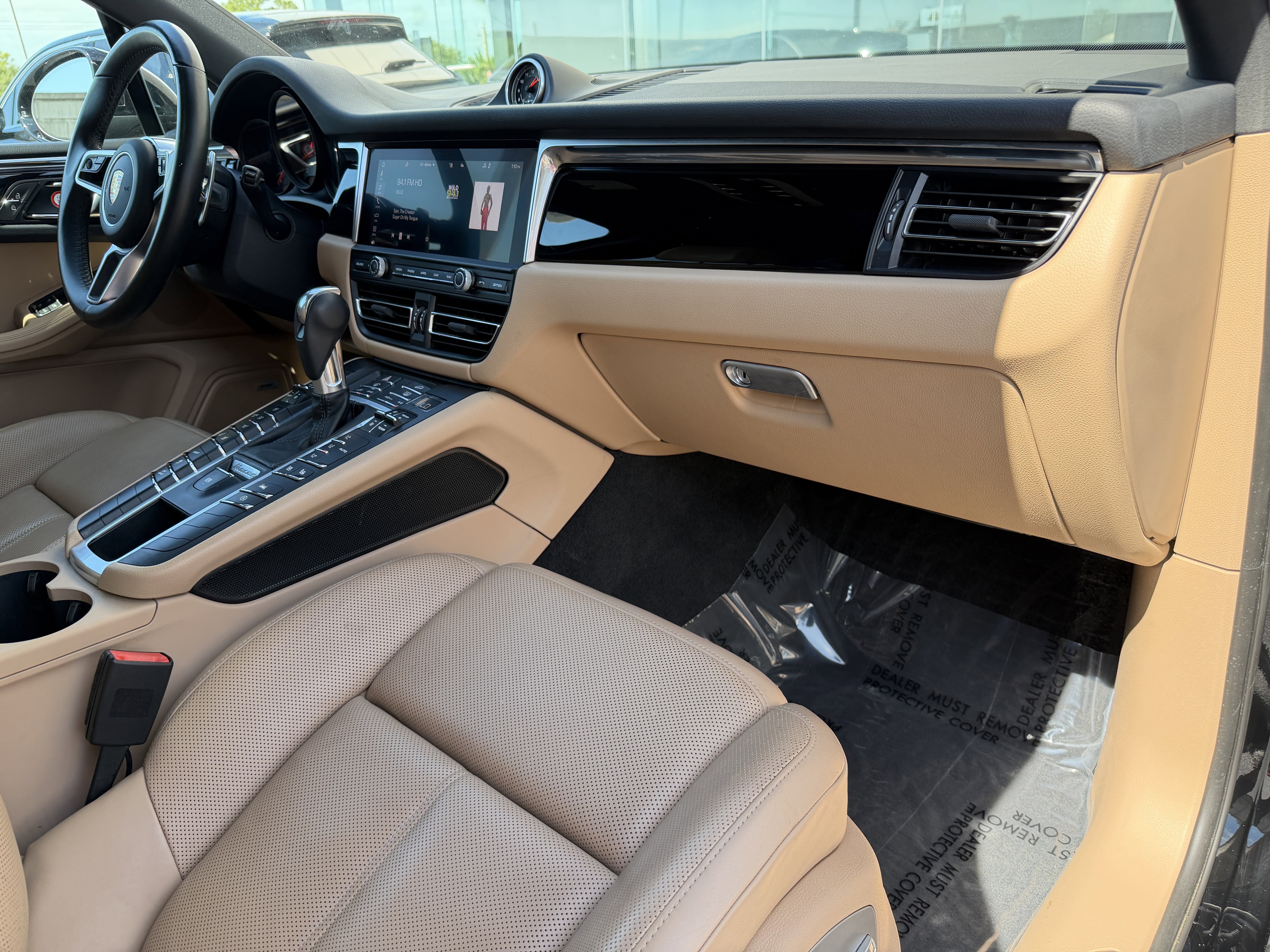 Certified 2021 Porsche Macan S image 15