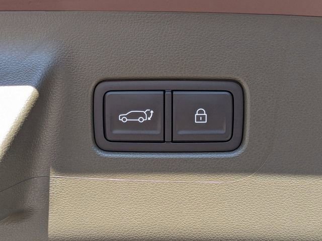 Certified 2025 Hyundai Santa Fe Calligraphy FWD image 13