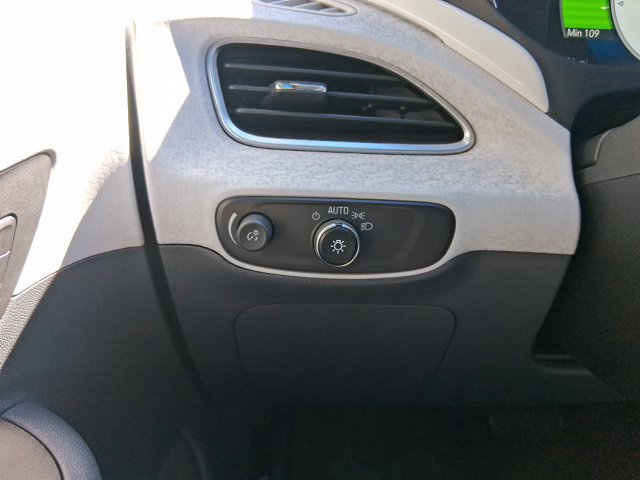 Used 2020 Chevrolet Bolt LT FWD image 17