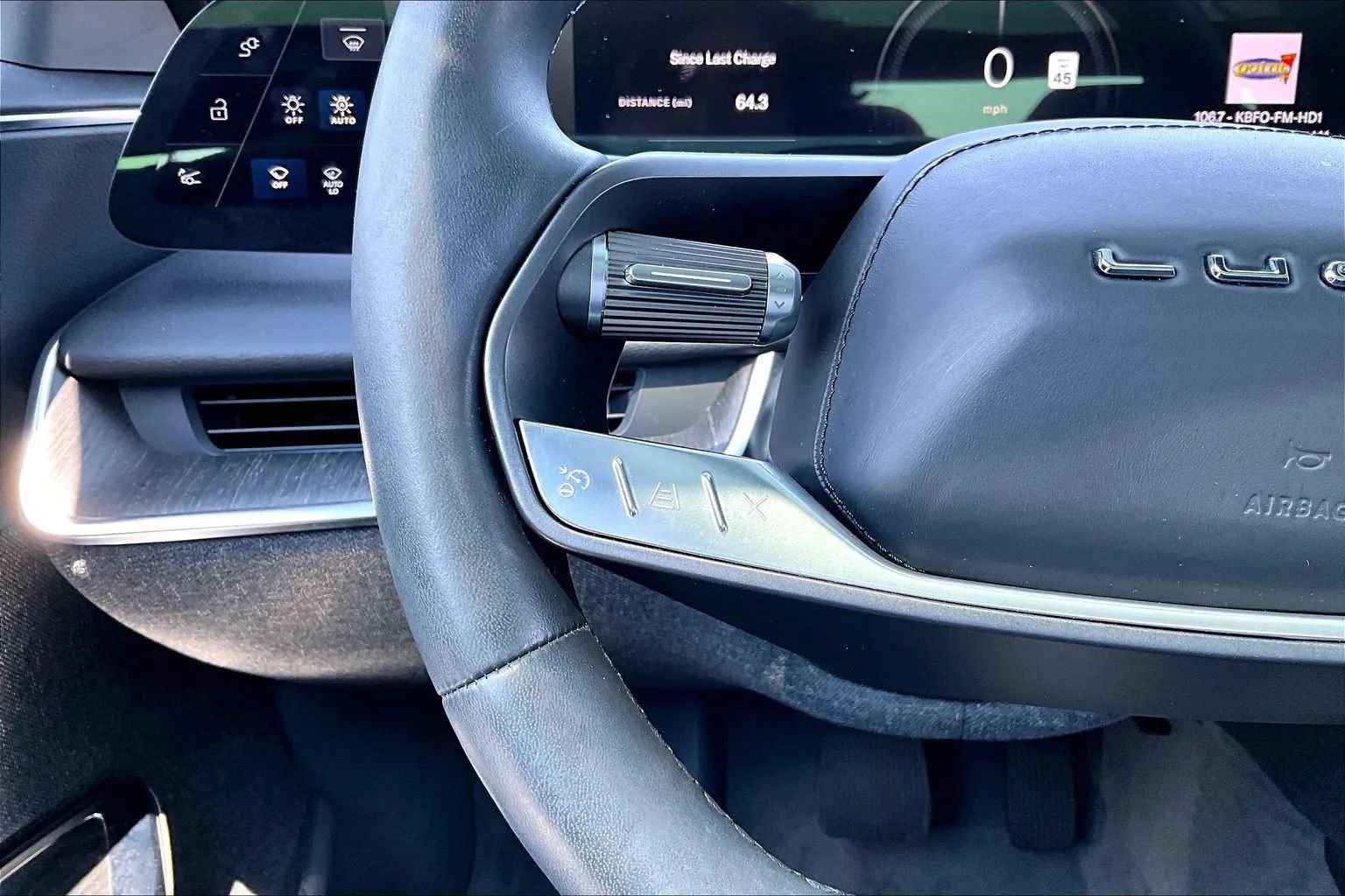 Used 2023 Lucid Air Touring AWD/4WD image 17