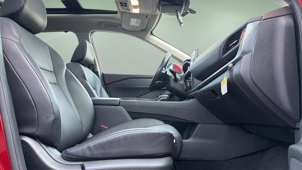 Certified 2023 Nissan Rogue SV w/ SV Premium B Package image 11