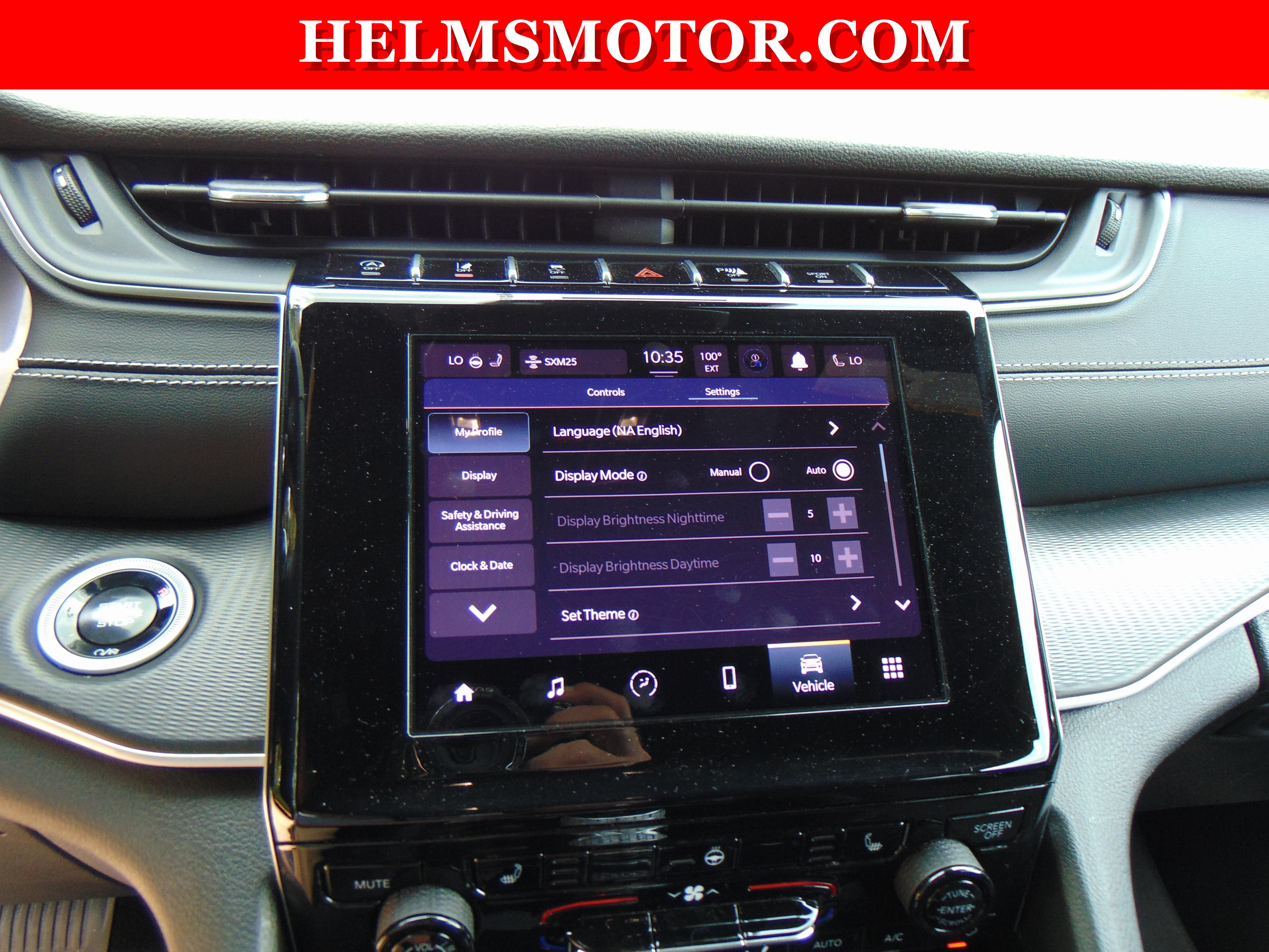 Used 2024 Jeep Grand Cherokee Altitude RWD image 28