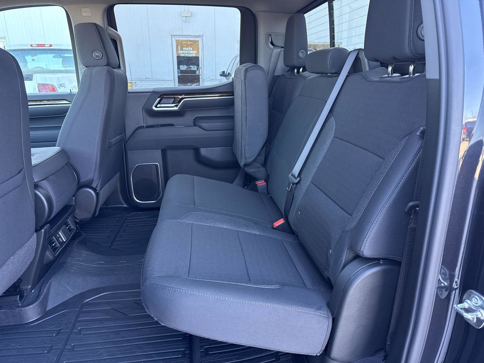 New 2026 GMC Sierra 1500 SLE AWD/4WD image 22
