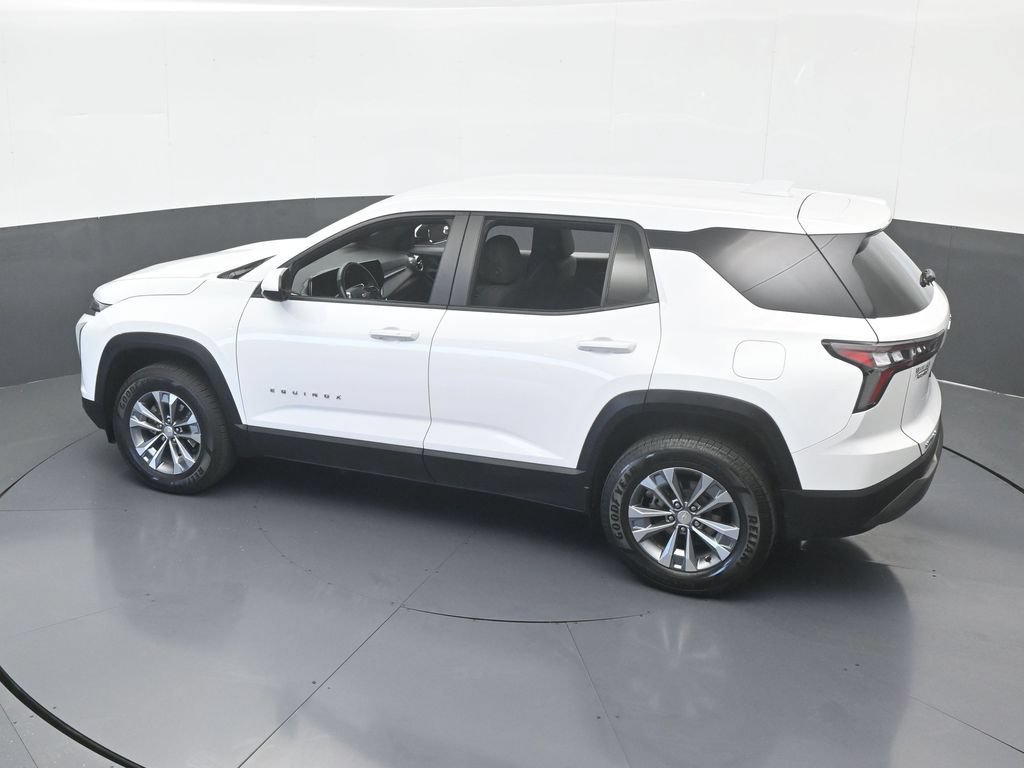 Used 2025 Chevrolet Equinox LT FWD image 90