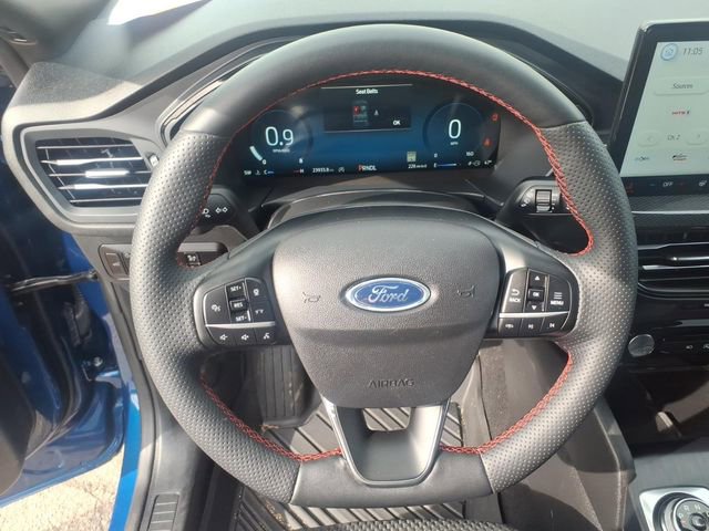 Certified 2023 Ford Escape ST-Line Select w/ Tech Pack #2 image 19