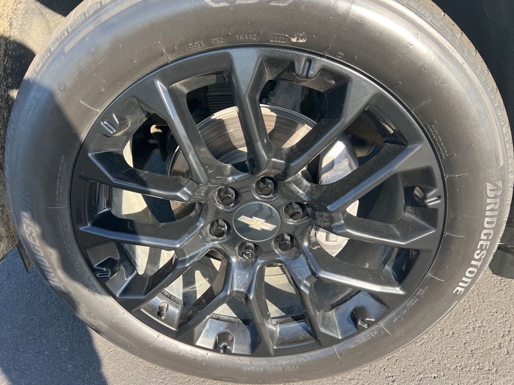 Used 2023 Chevrolet Tahoe High Country image 9