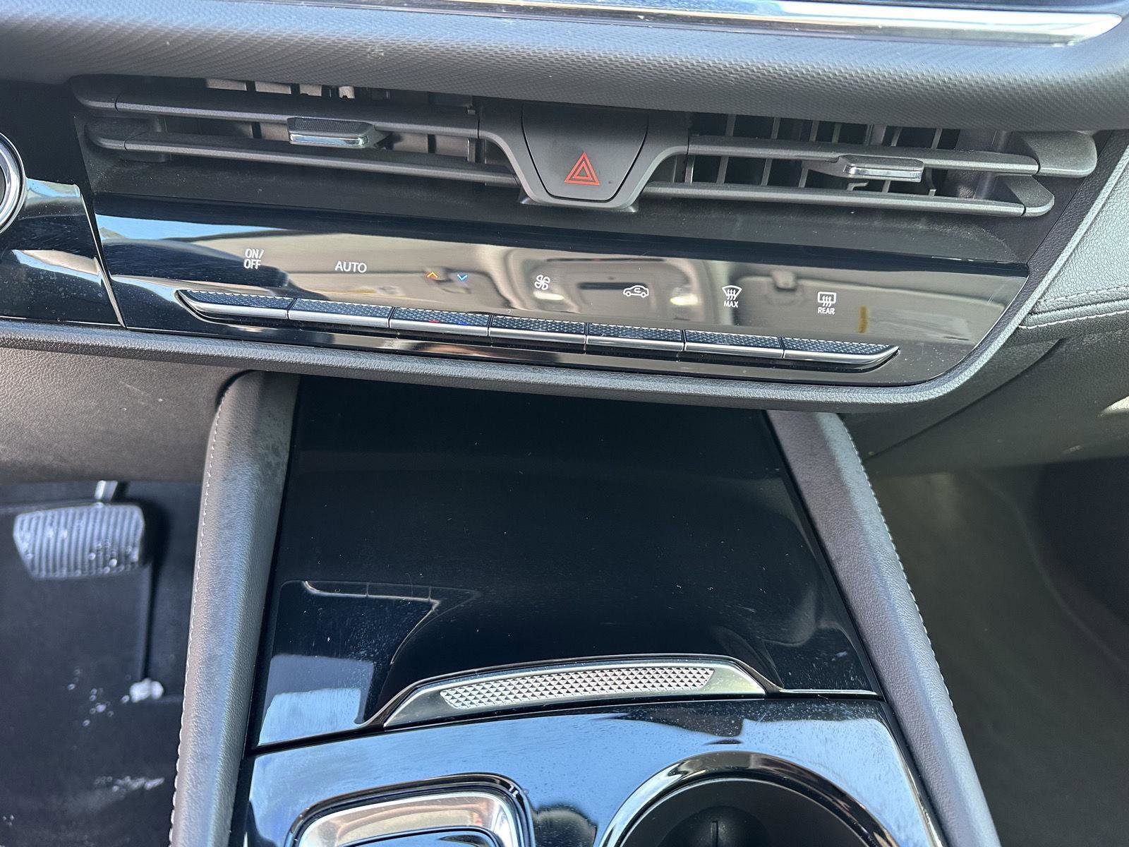 Used 2025 Buick Envision Preferred image 30