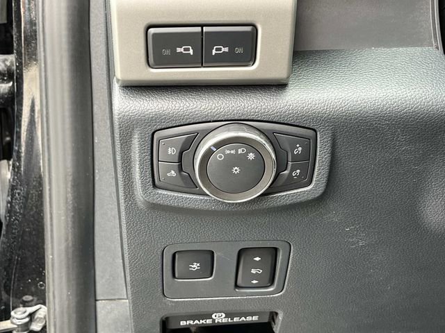 Used 2022 Ford F250 Lariat w/ Lariat Ultimate Package AWD/4WD image 32
