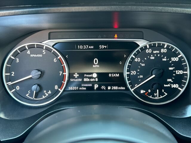 Used 2024 Nissan Rogue SV FWD image 30