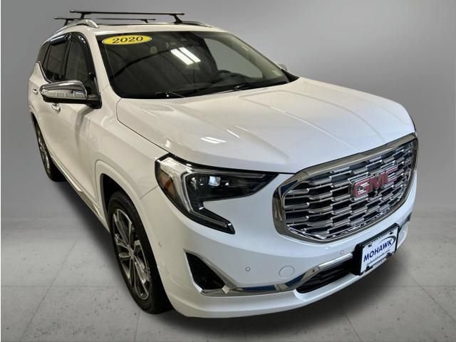 Used 2020 GMC Terrain Denali w/ Denali Premium Package AWD/4WD image 8