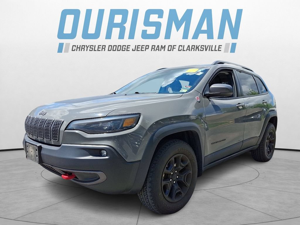 Used 2019 Jeep Cherokee Trailhawk w/ Comfort/Convenience Group AWD/4WD image 3