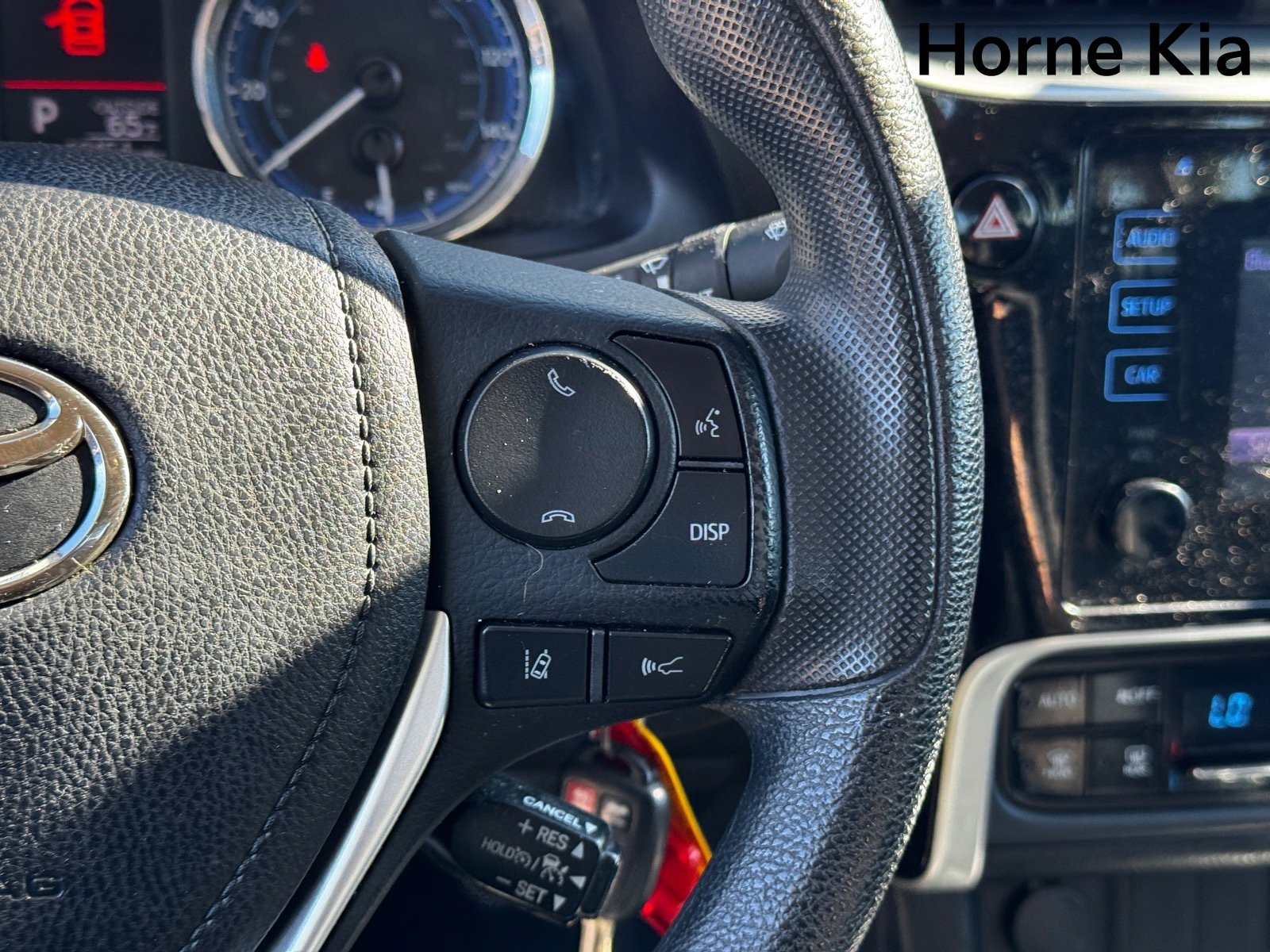 Used 2019 Toyota Corolla LE image 19