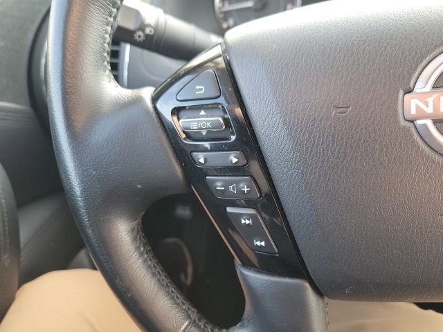 Used 2024 Nissan Armada SV image 12
