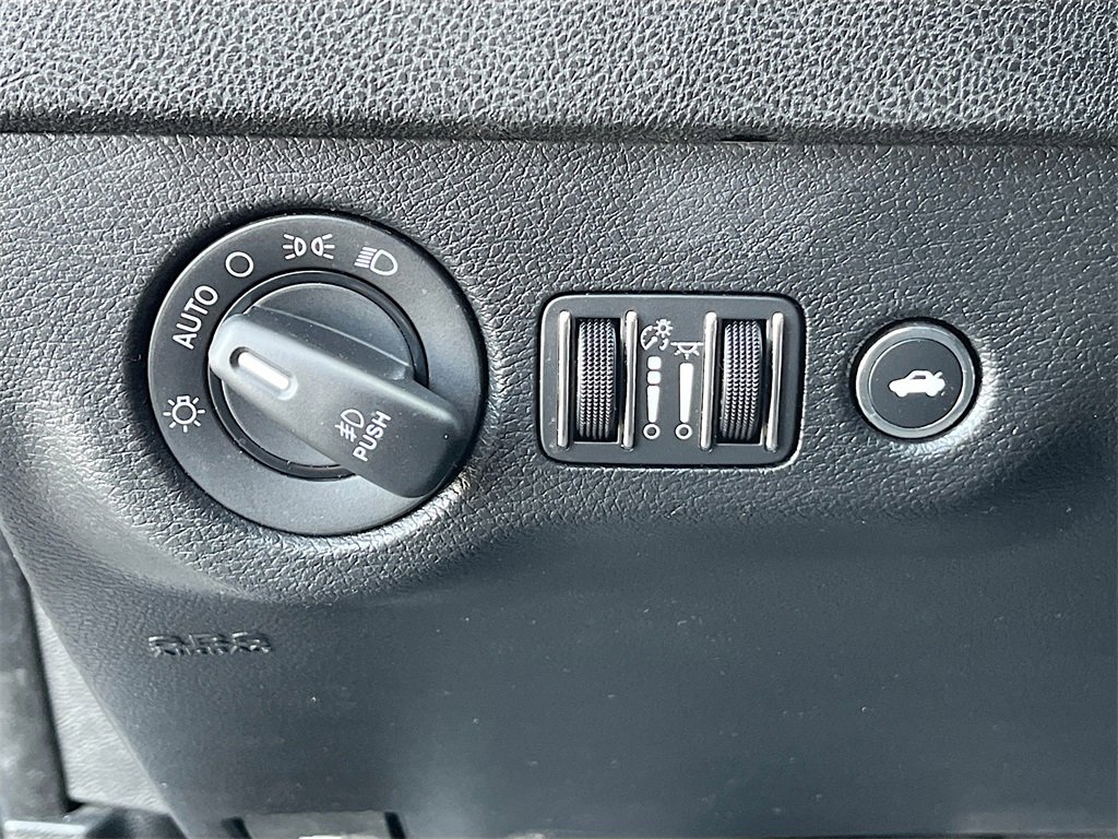 Used 2021 Dodge Charger R/T image 10