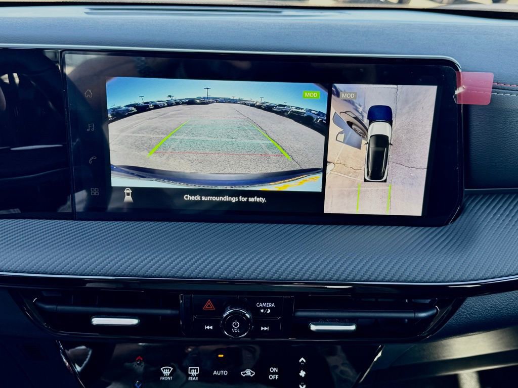 Used 2026 Nissan Kicks SR FWD image 27