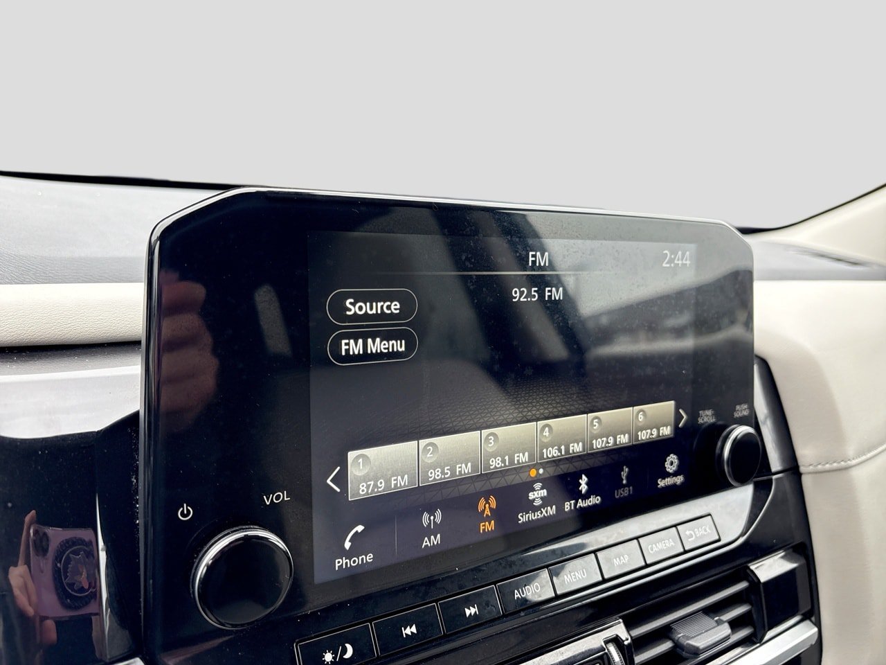 Used 2024 Nissan Pathfinder SL AWD/4WD image 17
