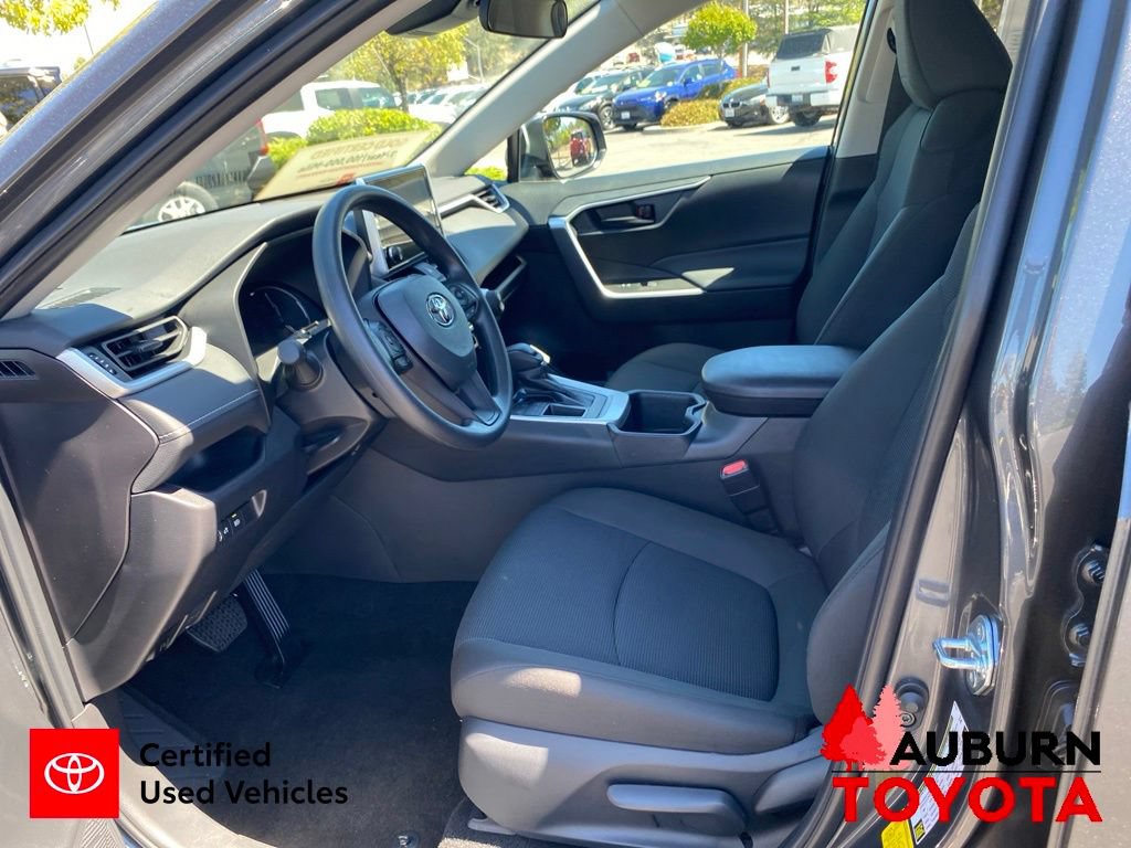 Certified 2025 Toyota RAV4 LE FWD image 30