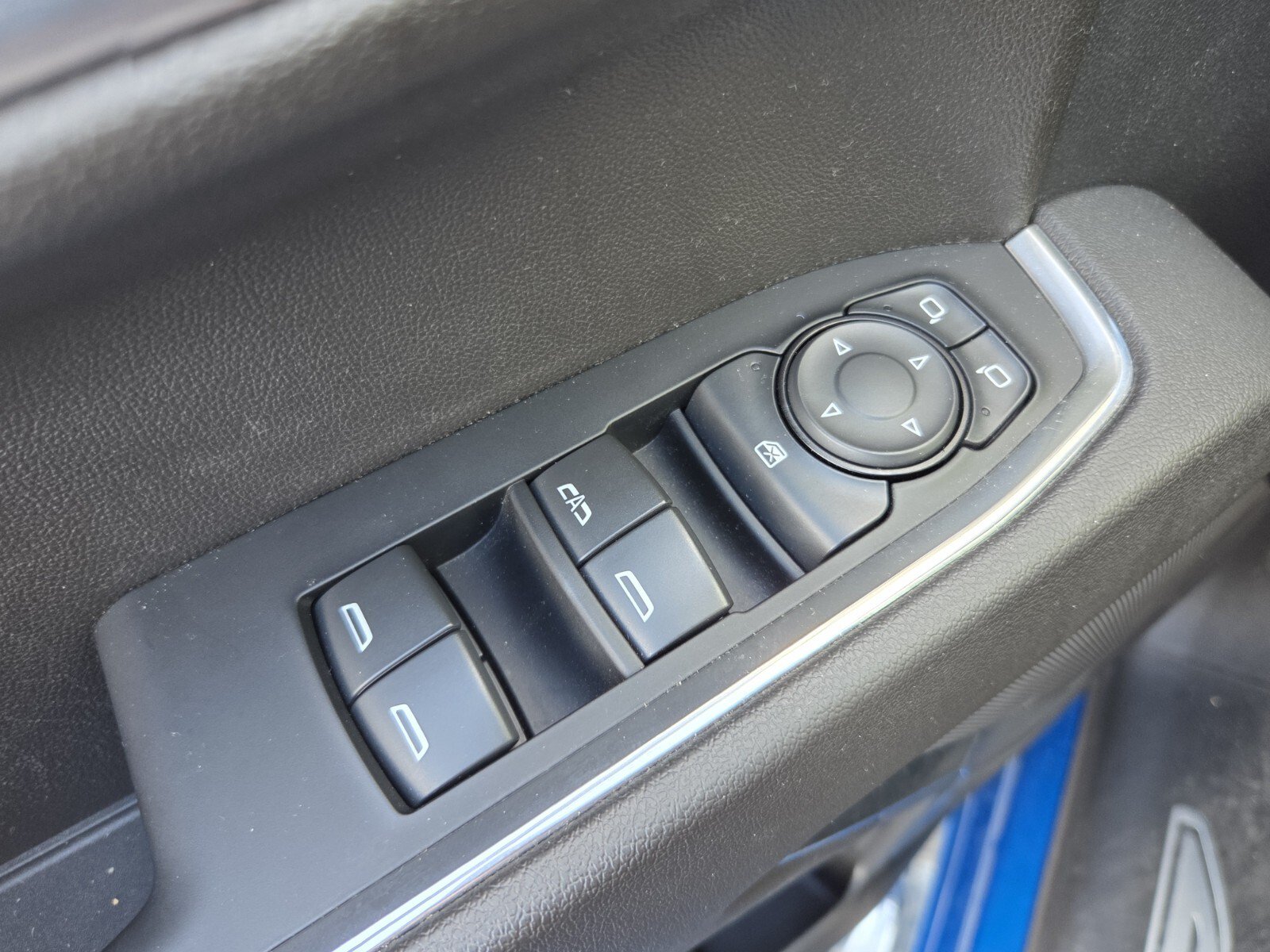 Used 2023 Chevrolet Silverado 1500 LT RWD image 28