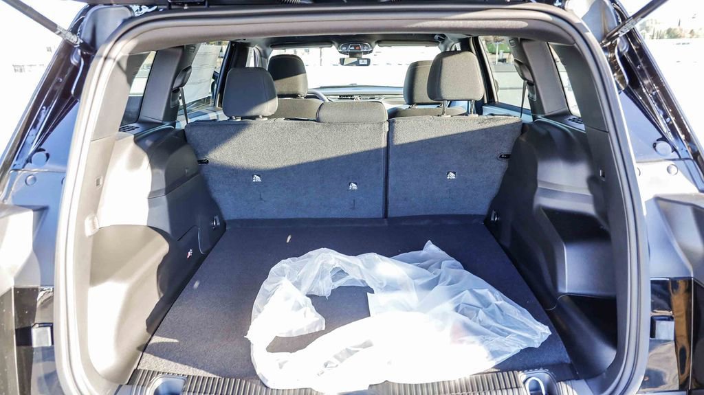 New 2026 Jeep Cherokee Laredo AWD/4WD image 31