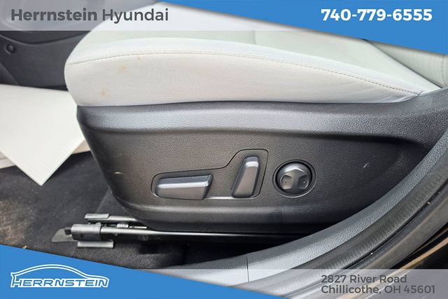 Used 2023 Hyundai Kona SEL w/ Cargo Package AWD/4WD image 16