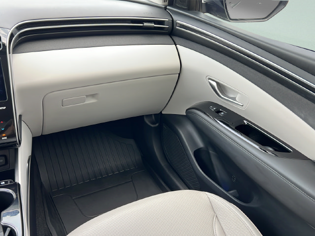 Certified 2024 Hyundai Tucson Limited AWD/4WD image 15
