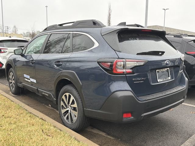 Used 2025 Subaru Outback Premium image 5